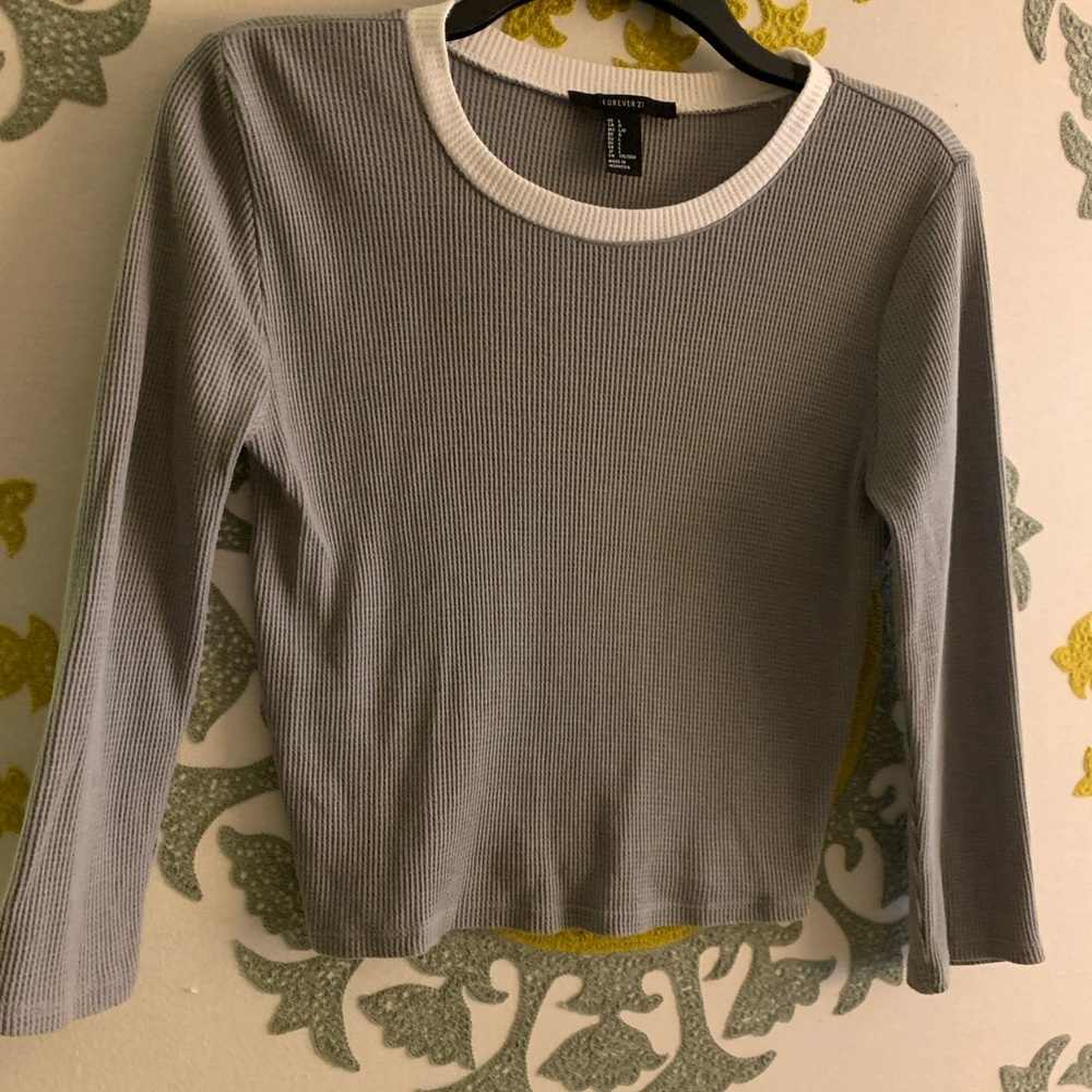 gray top